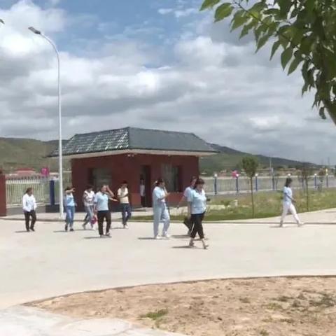 厦门市中专老师薪资多少