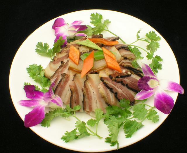 茄子有什么美食（茄子可以生吃吗）