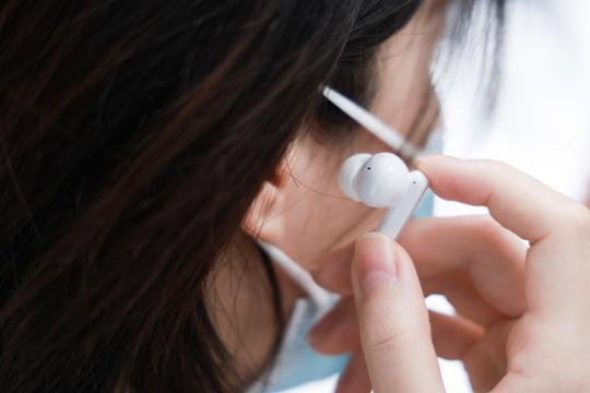 关注听力健康！oppo“耳朵疗愈馆”开业：属于职场人的疗愈时刻