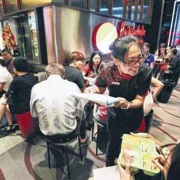 西安市海底捞服务怎么样