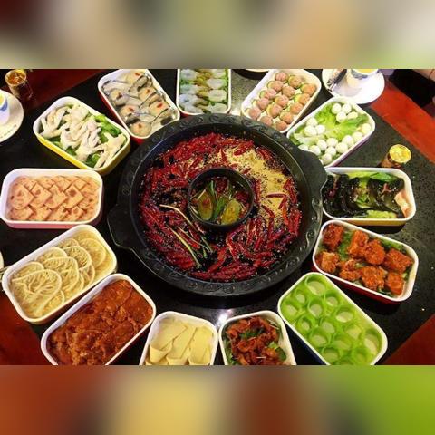 成都市鱼火锅前十强排名的长尾关键词有哪些