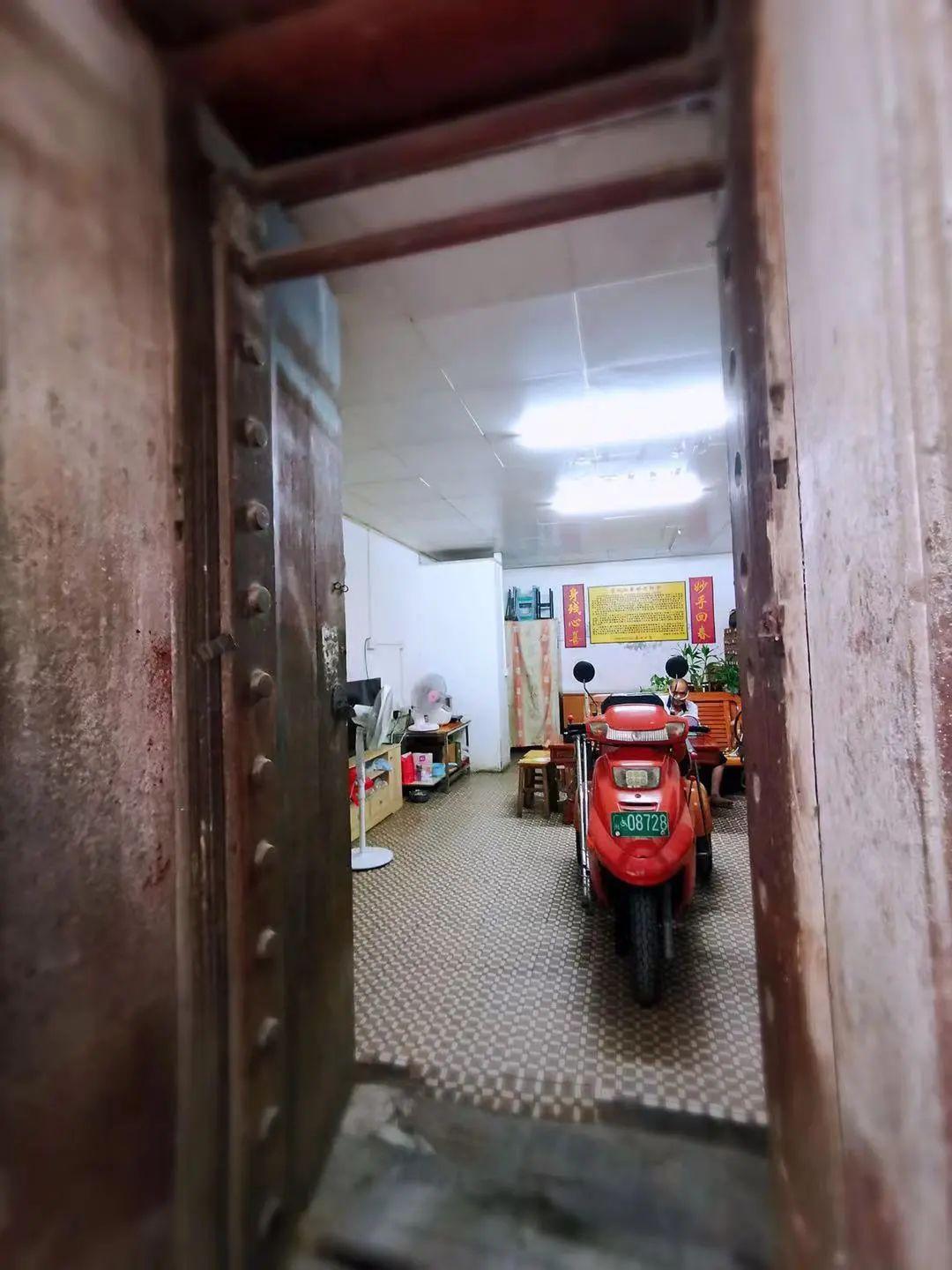 广州市哪里有卖防盗门的市场,最好品牌多点的