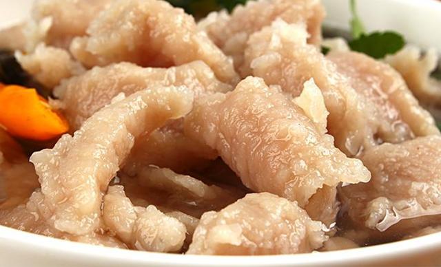 最近有什么美食做法（怎么炖鱼头）
