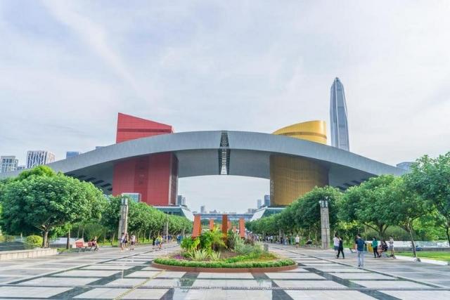 广东省深圳:漂亮的市民中心