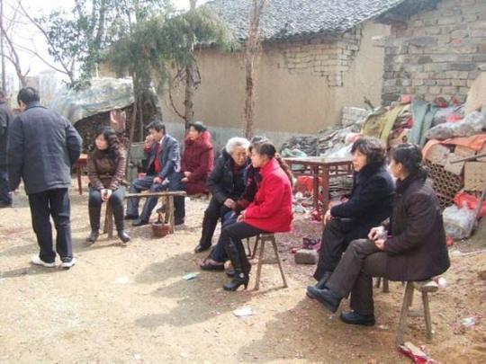 近年，农村这一职业又“火”了，平时活不多，但到了过年却很赚钱
