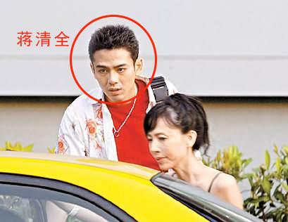 许纯美5婚5离，幺女被弃当小偷，竟因为她是“第三者”转世？