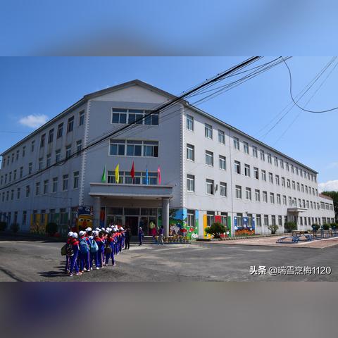 沈阳朝鲜族小学哪个最好?4中怎么样?外地户口也可以吗？