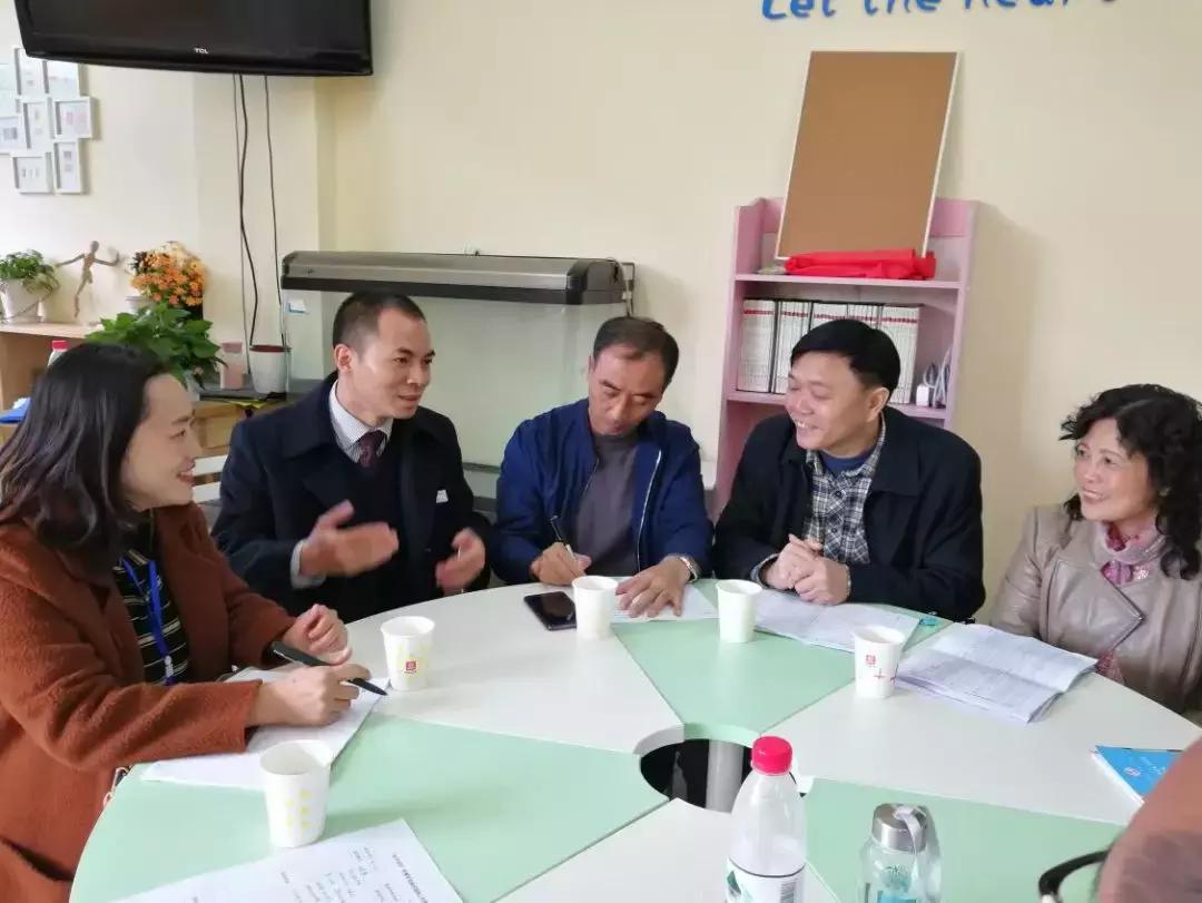 金牛宝宝如何起名字女孩（有什么英文名代表阳光）