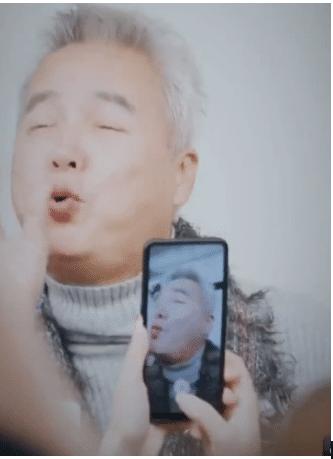 微商生意真不好做，张庭老公对女员工嘟嘴卖萌，还牵手转圈圈
