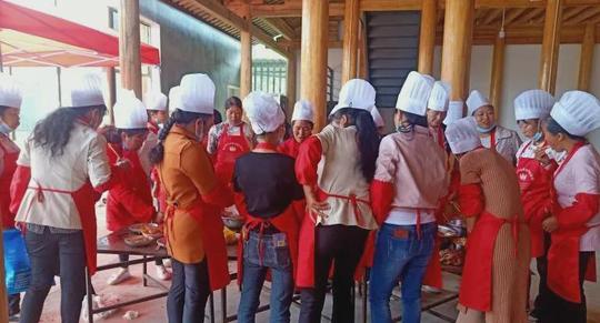 腾冲市北海乡下村社区：开展烹饪培训拓宽就业渠道助力乡村振兴