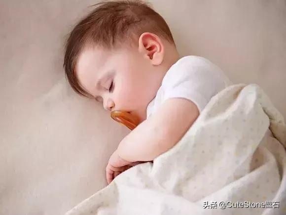 宝宝对安抚巾过度依赖怎么办