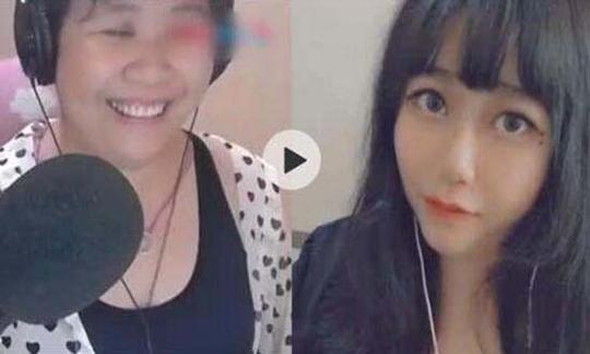 萝莉主播变大妈，观众直呼：ps也不敢这么p！美颜骗术真可耻