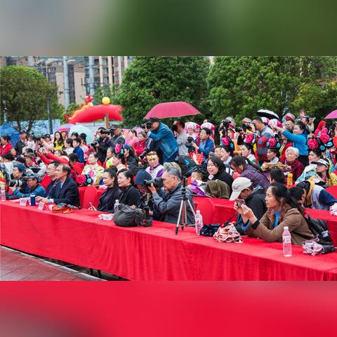 桂林市里面哪里人多热闹？