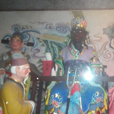 济南市卖酒的市场在哪里