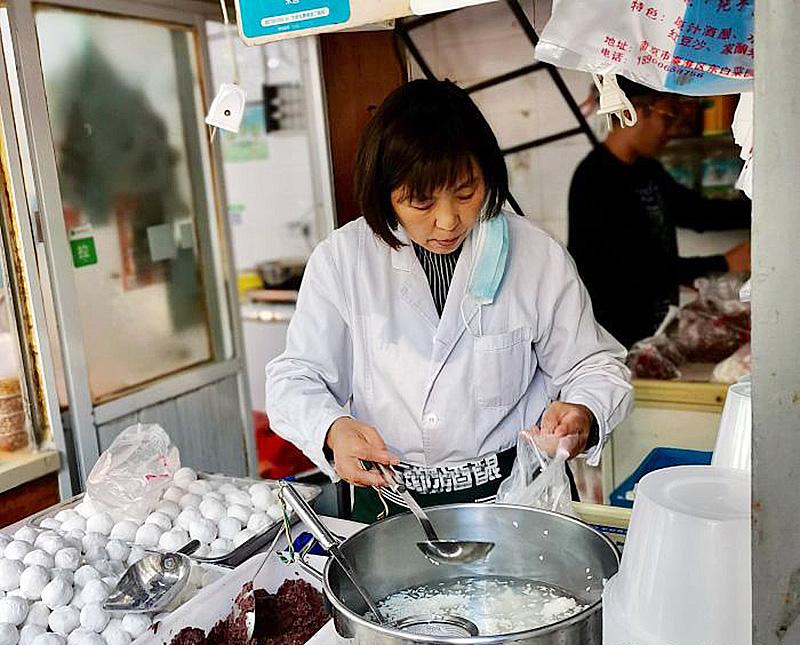 用酒酿做什么美食（醪糟怎么做小吃才好吃）