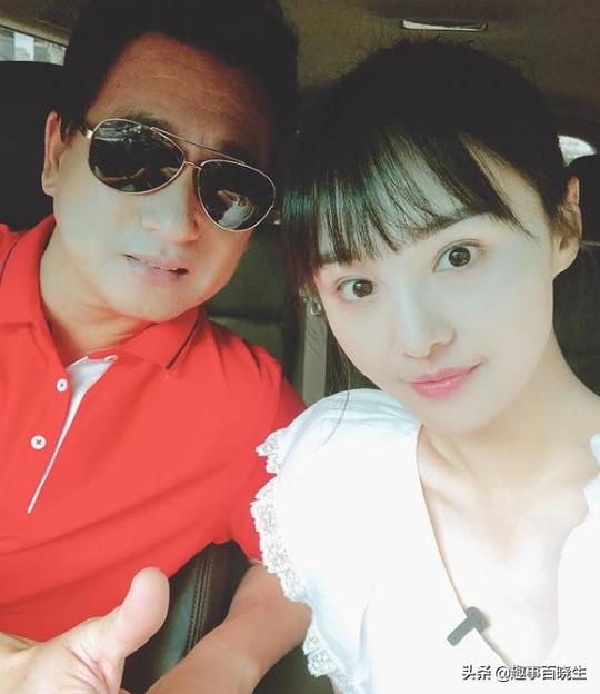 父女俩都不适合做投资，不只郑爽被骗，就连爽爸做面膜生意也失败