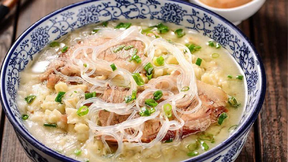 什么美食最能代表西安美食（西安东郊有是什么特色小吃）