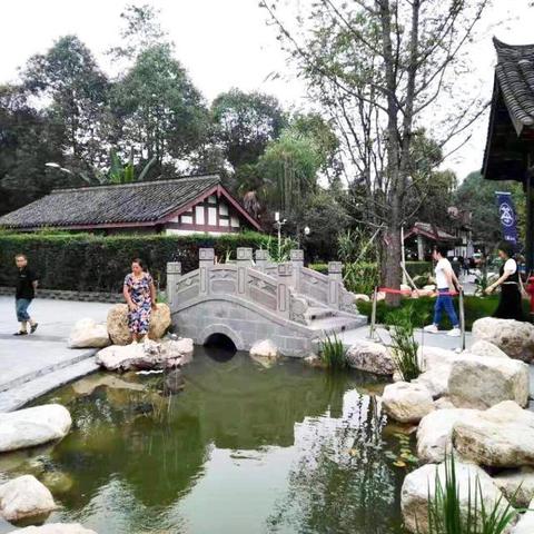 成都市无二市井火锅店地址的长尾关键词有什么