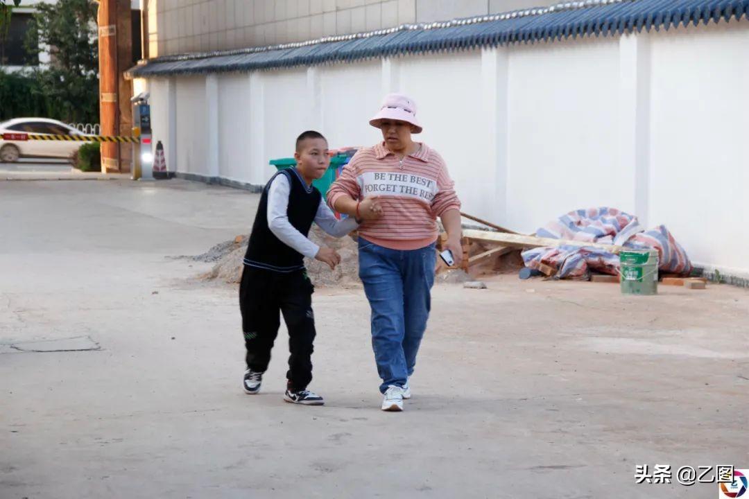 农村人怎么给宝宝起名(好听的村乡群名)