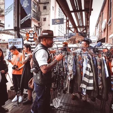 请问哈尔滨哪有卖正版动漫手办和周边的动漫店？