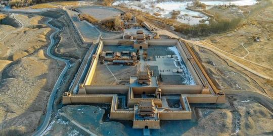 谁说嘉峪关只有关楼可以看，这个冷门景区到了冬天才热门