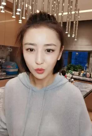 用什么特效拍美食（哪里有教专门拍摄美食类视频的地方）