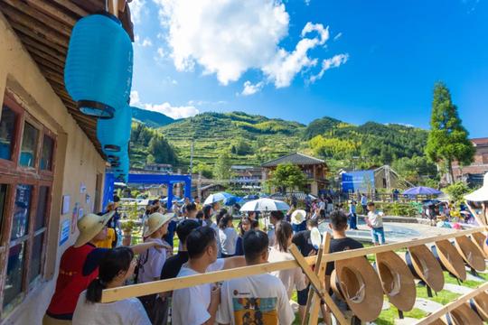 号称“小西藏”！这个冷门的避世小山村，获“省级避暑胜地”认证