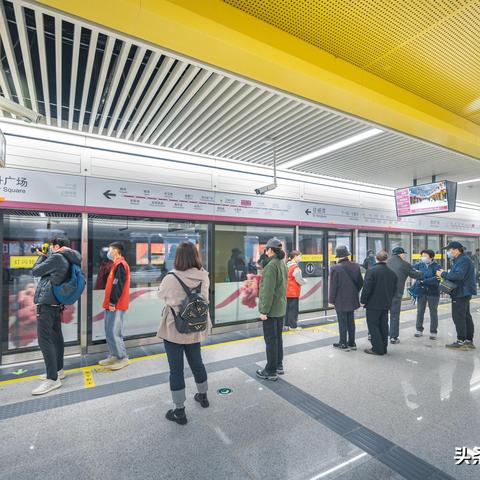 成都市地铁运营人次查询的长尾关键词有哪些