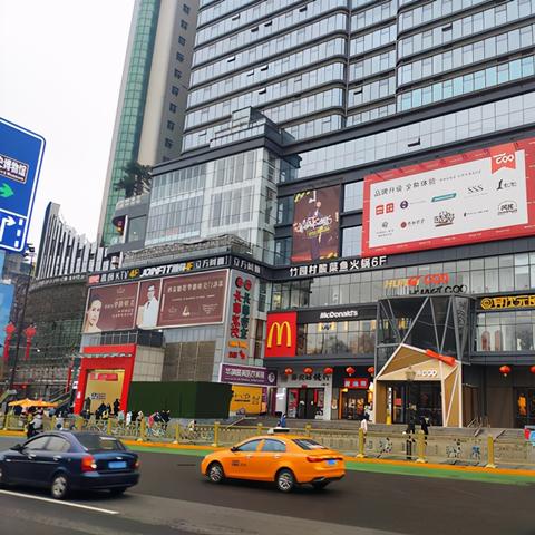 长藤鬼校成都市哪里