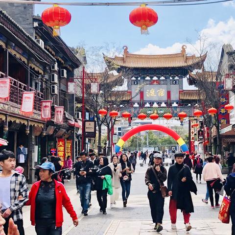 昆明市距丽江多少公里