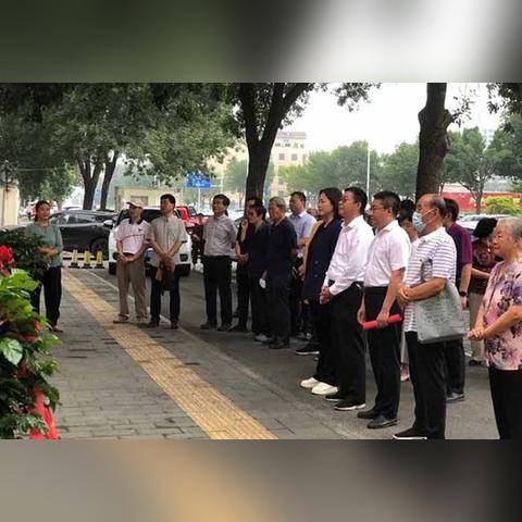 保定市清苑区委常委的长尾关键词有什么
