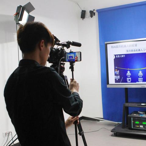 tiktok新加坡工资 衍生的长尾关键词有什么