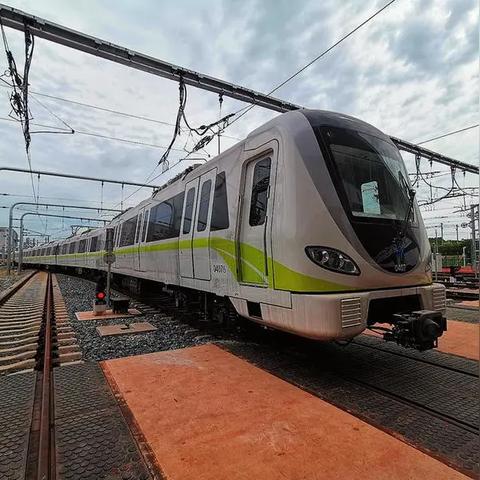 南宁地铁坐地铁程序？