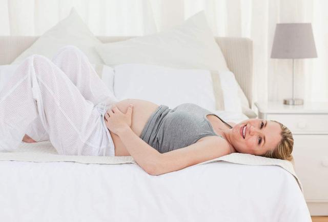如何缓解孕妇的水肿症状