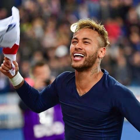 足球英文单词怎么写