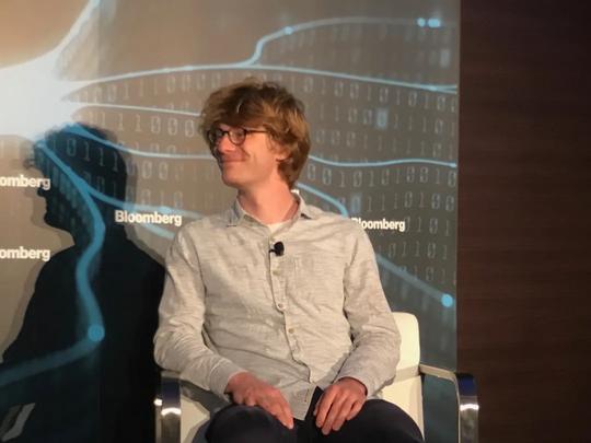 salesforce前首席科学家创业，对标谷歌的引擎火了，评价两极分化