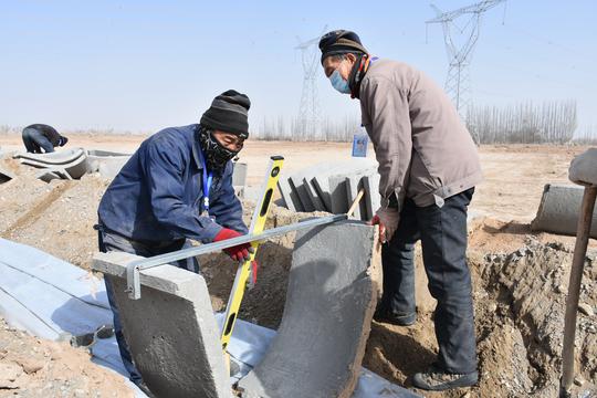 「坚持两手抓，夺取两胜利」敦煌高标准农田建设项目复工