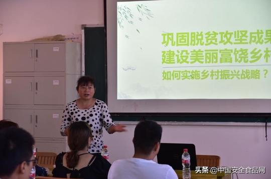 云南建水：创共享农民田间学校新典范建优秀农民培训教育新平台