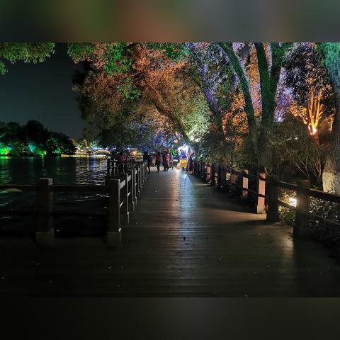桂林市晚上玩什么