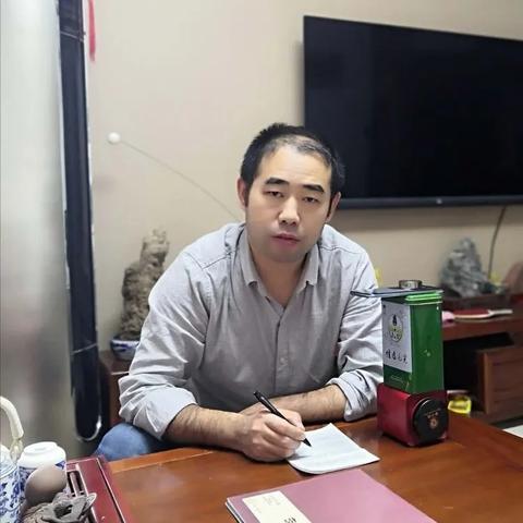 河南省濮阳市实验中学有什么好的老师吗？