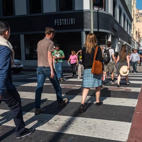 现在新冠感染率大概有多高？