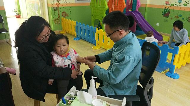 当孩子咳嗽时这四种东西不要吃