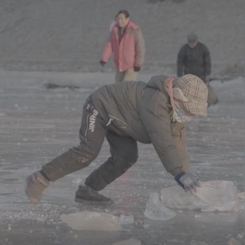哈尔滨哪有红蜻蜓女鞋专柜？