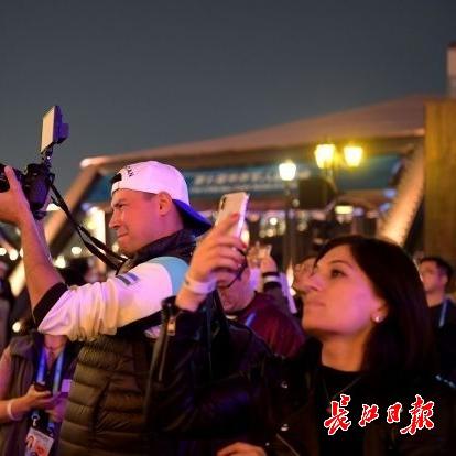 武汉市相机需要什么条件