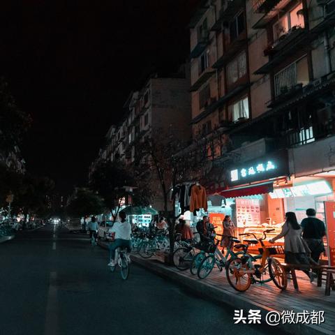 成都市区的路灯有哪些种类
