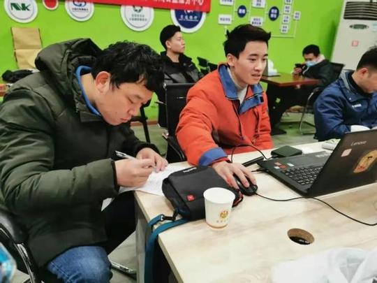 运鸿集团助残基金点亮残疾人创业热情为残疾人实现励志网红梦