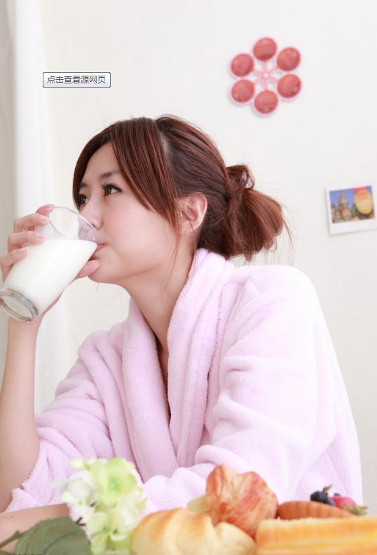 乳铁蛋白配方奶粉对抗病菌(什么配方奶粉含有乳铁蛋白营养接近母乳)
