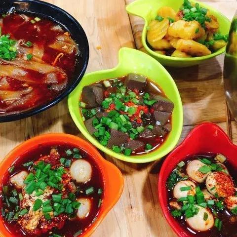 重庆大学城餐厅安静的长尾关键词有哪些