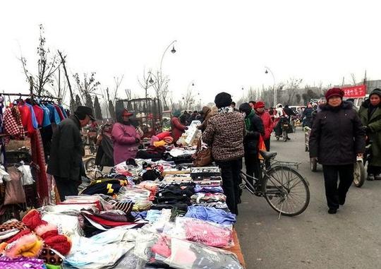 以前农村集市上火爆的6个生意，现在却无人问津，啥原因？