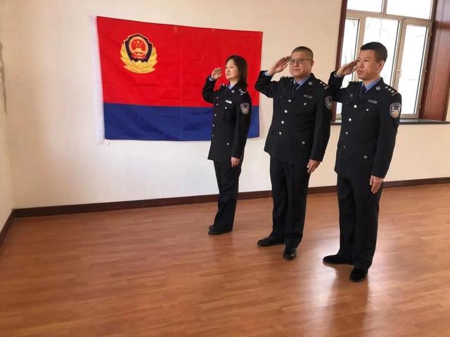 中国人民警察节怎么发朋友圈